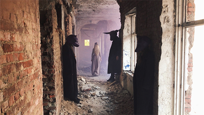 Music Video: POLYNA - Complicated (Dark Edition) | via Virtuogenix.Online