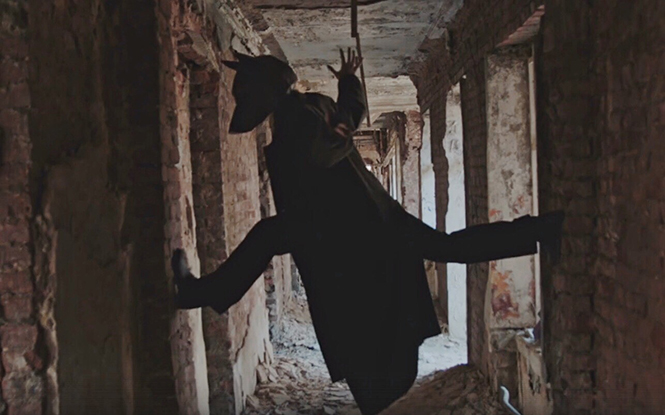 Music Video: POLYNA - Complicated (Dark Edition) | via Virtuogenix.Online