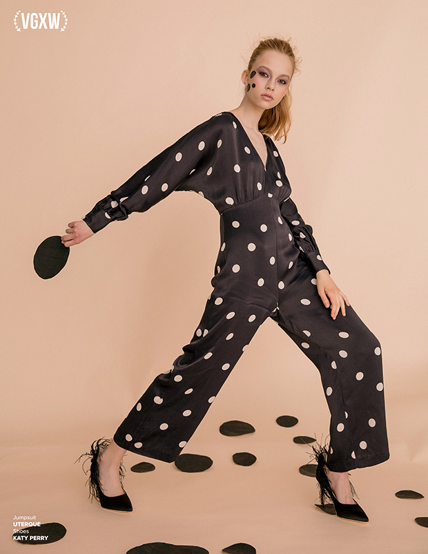 VGXW Magazine Spring/Summer Style Editorial: Powder by Fashion Photographer Anastasia Denisenko | via Virtuogenix.Online