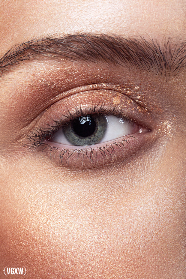 VGXW Magazine Beauty & Fashion Editorial: A Northern Light by Egle Vasi | via Virtuogenix.Online