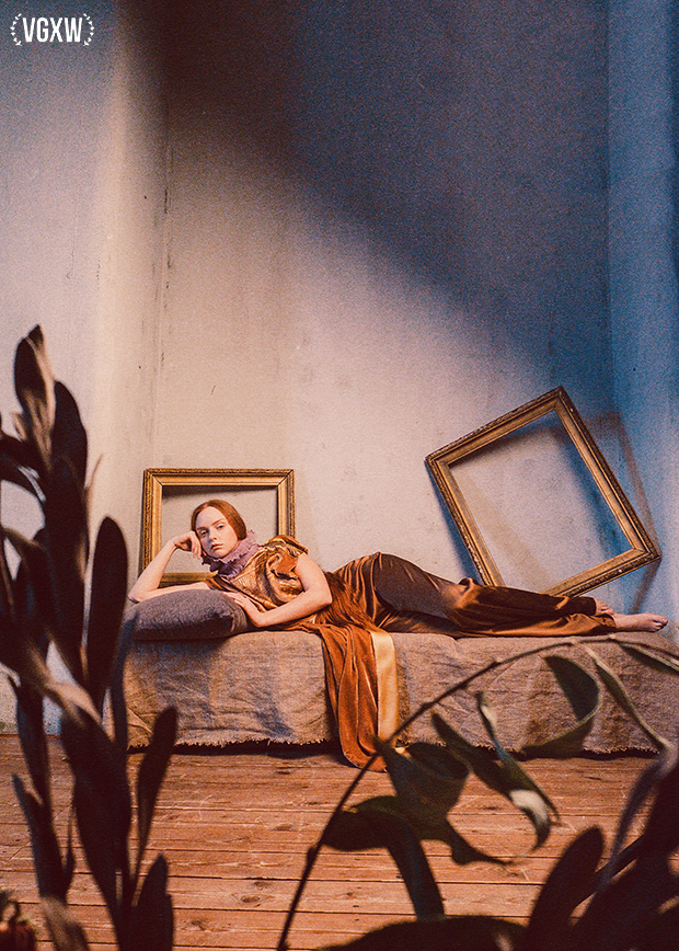 VGXW Magazine Fine Art Photography: Flora by Tanya Lepp | via Virtuogenix.Online