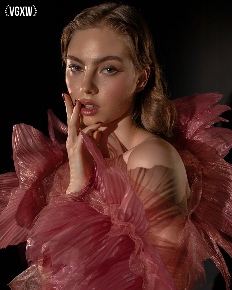 VGXW Magazine Fine Art Photography Editorial: Flora Poison by Asya Molochkova
