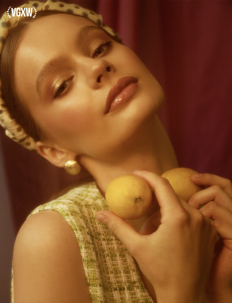 VGXW Magazine Style Editorial: Summer in the Garden? by fashion photographer Katarzyna Staniorowska | via Virtuogenix.Online