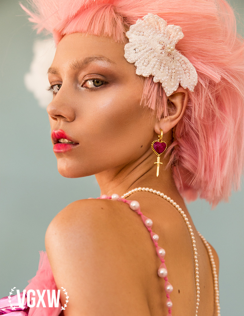 VGXW Magazine: Rows & Flows of Angel Hair by Jess Winterburn | via Virtuogenix.Online