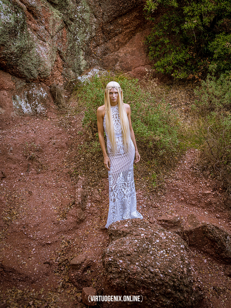 Elf Queen by Roma Lansky | Virtuogenix.Online