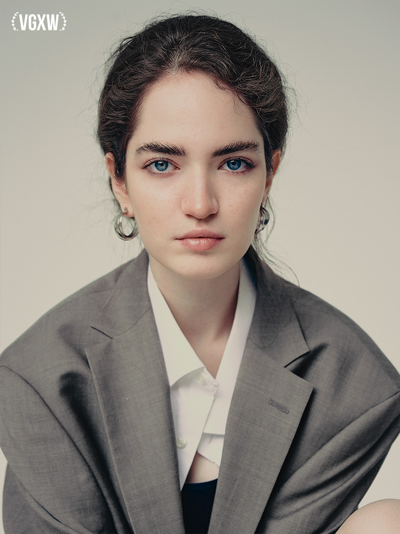 VGXW Magazine Web Editorial: Autumn Morning | via Virtuogenix.Online