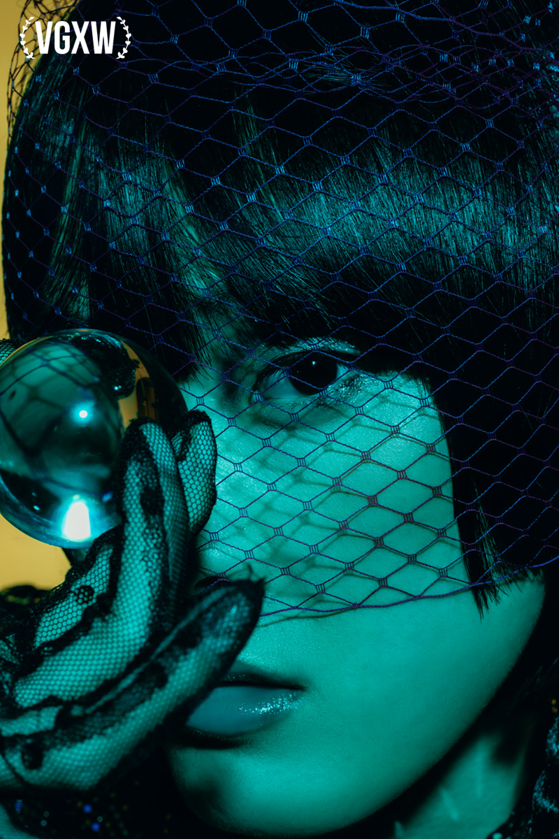 VGXW Magazine: Mantra - a fashion story photographed by Daria Belikova, styled by Maxime Ephritikhine | via Virtuogenix.Online