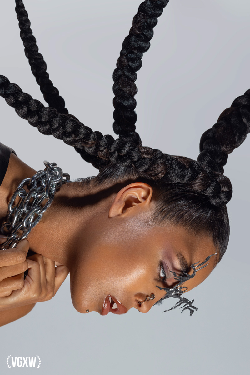 VGXW Magazine: Mechanicus 40k Fever by Alis Yildirim x Clara Dettmers | via Virtuogenix.Online