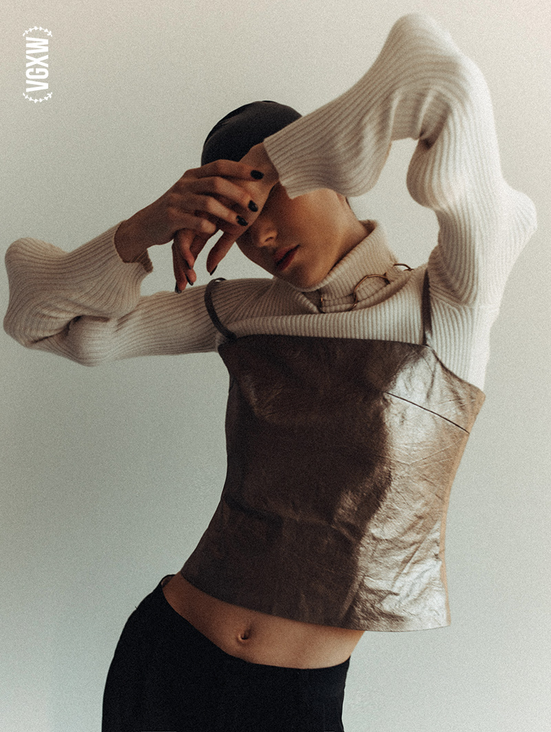 VGXW Magazine: Metamorphoses - A blend of fashion and fine art photography by Viktor Zhulin